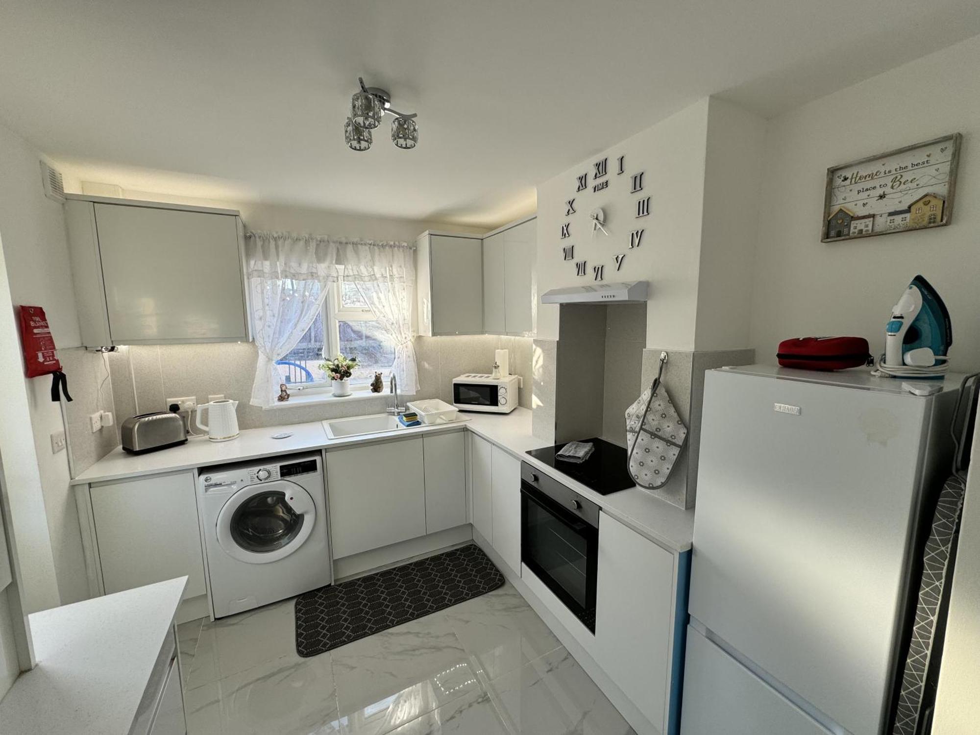Вілла Modern 3-Bed Hideaway Near Westgate With Parking Кентербері Екстер'єр фото