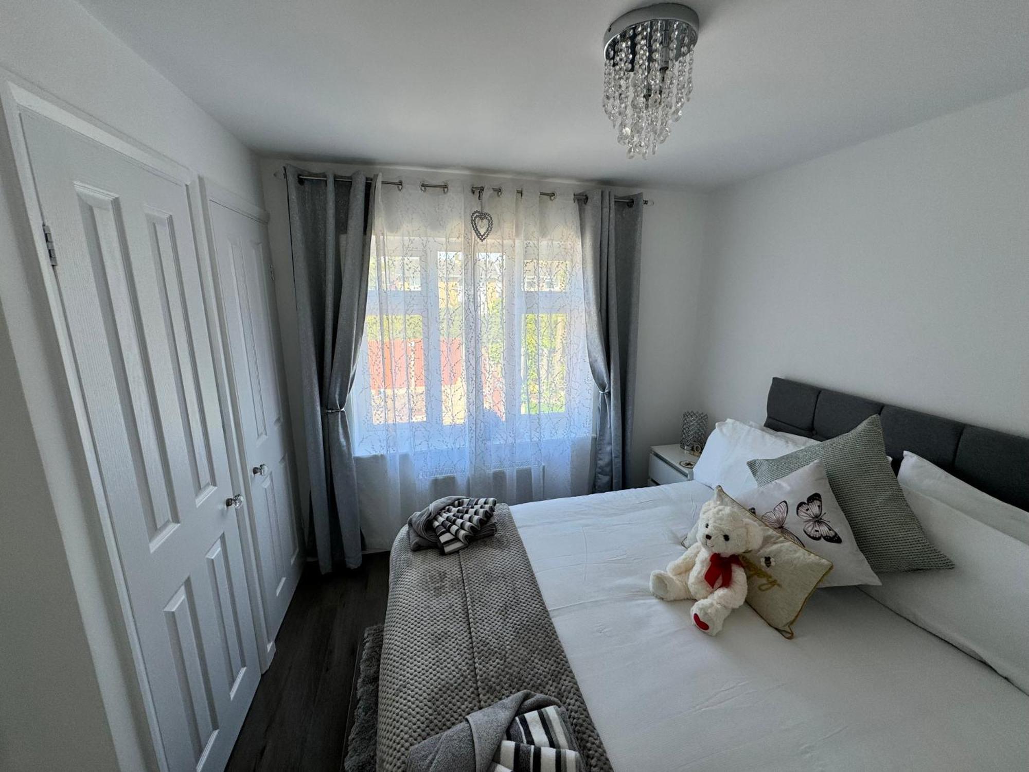 Вілла Modern 3-Bed Hideaway Near Westgate With Parking Кентербері Екстер'єр фото