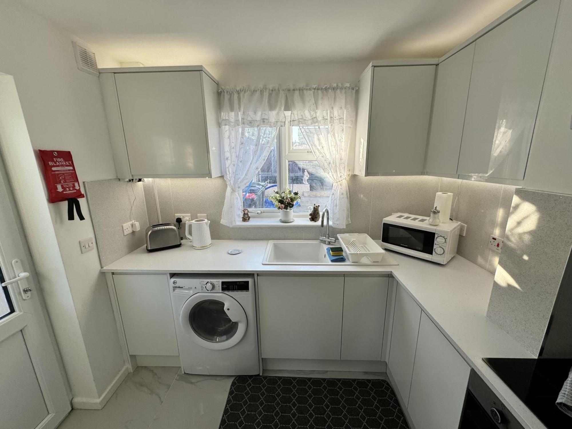 Вілла Modern 3-Bed Hideaway Near Westgate With Parking Кентербері Екстер'єр фото