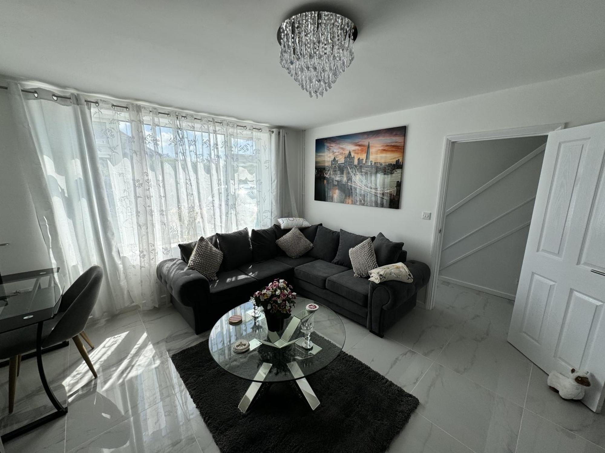 Вілла Modern 3-Bed Hideaway Near Westgate With Parking Кентербері Екстер'єр фото