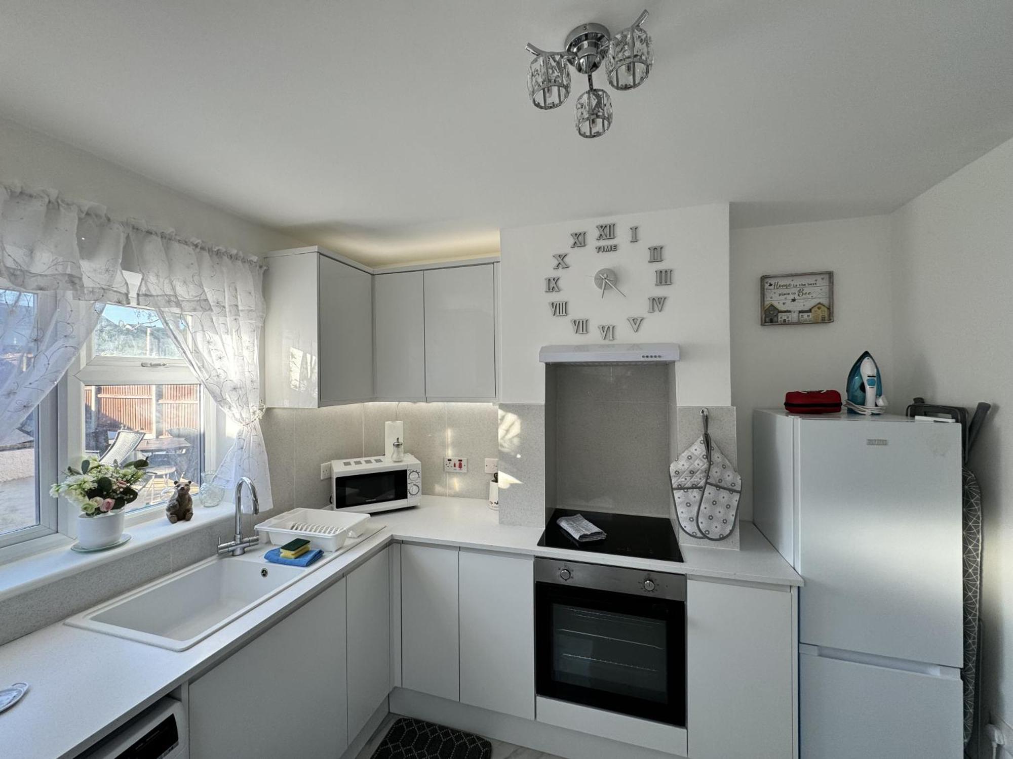 Вілла Modern 3-Bed Hideaway Near Westgate With Parking Кентербері Екстер'єр фото