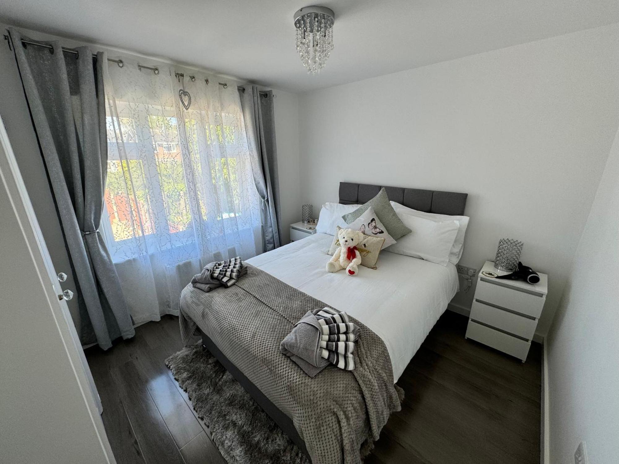 Вілла Modern 3-Bed Hideaway Near Westgate With Parking Кентербері Екстер'єр фото